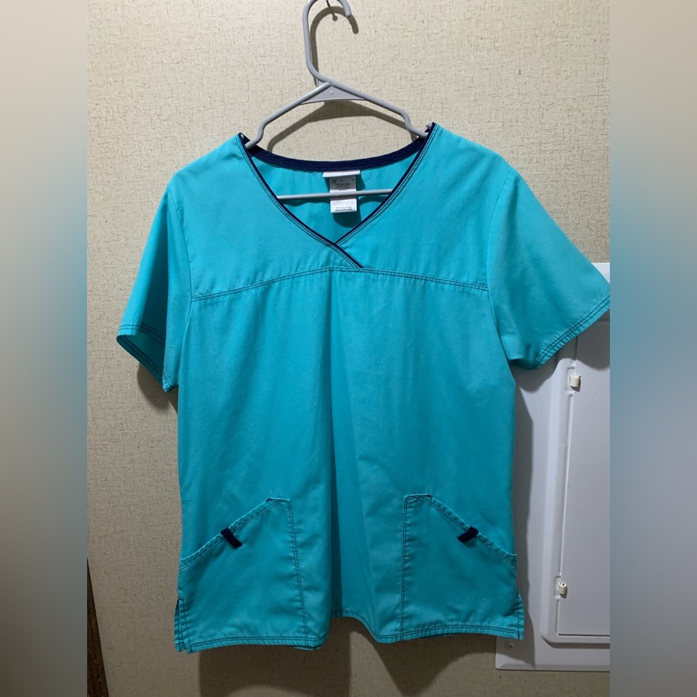 Scrubstar scrub top